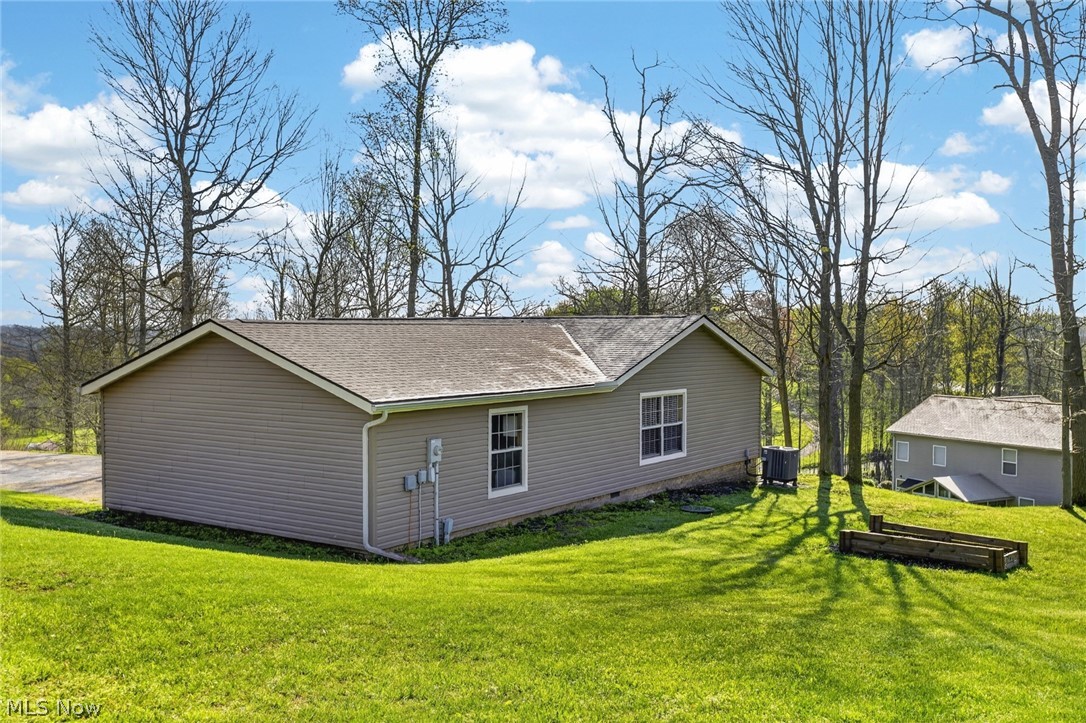 7702 North Ridge Place Lisbon OH 44432