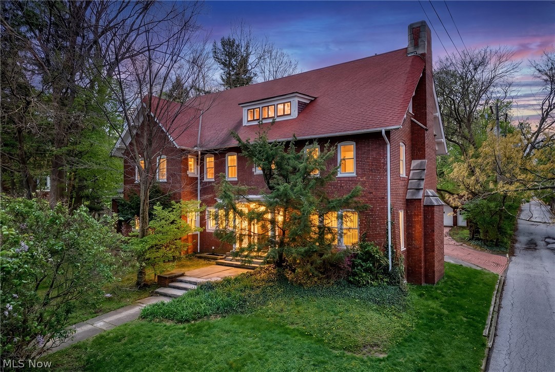 2656 E Overlook Road Cleveland Heights OH 44106