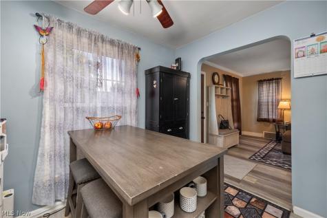 3419 Maplecrest Avenue Parma OH 44134