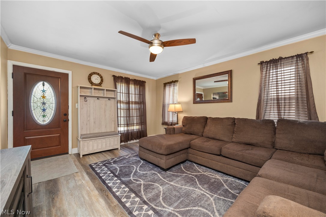 3419 Maplecrest Avenue Parma OH 44134