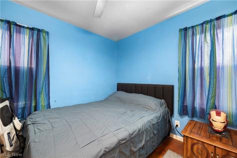 3419 Maplecrest Avenue Parma OH 44134