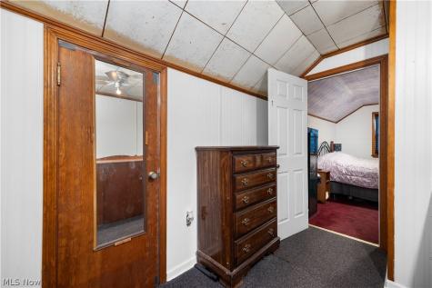 3419 Maplecrest Avenue Parma OH 44134
