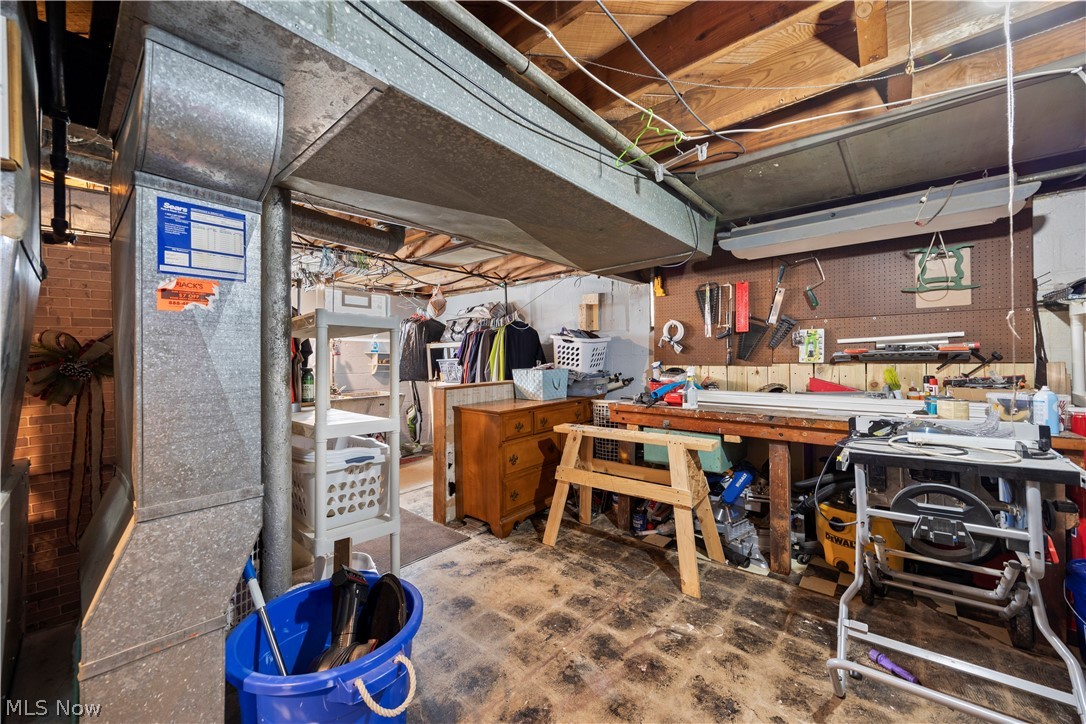 3419 Maplecrest Avenue Parma OH 44134