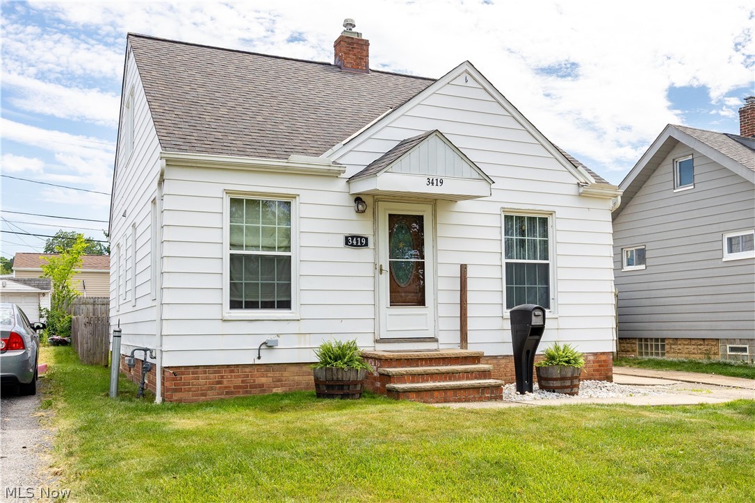 3419 Maplecrest Avenue Parma OH 44134