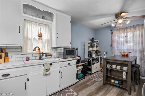 3419 Maplecrest Avenue Parma OH 44134