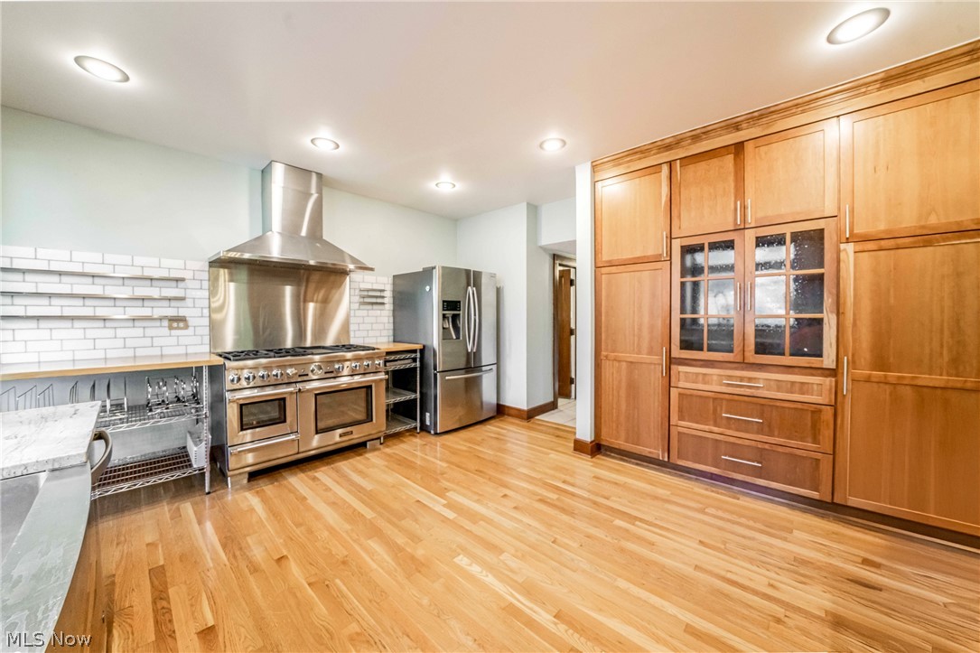 1327 Oakridge Drive Cleveland Heights OH 44121