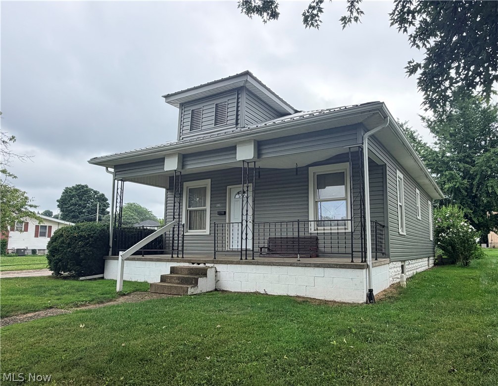 830 Larzelere Avenue Zanesville OH 43701