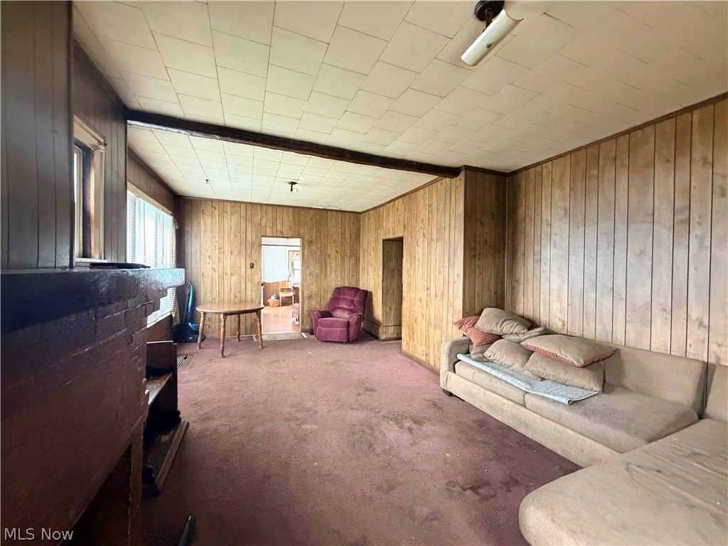 830 Larzelere Avenue Zanesville OH 43701