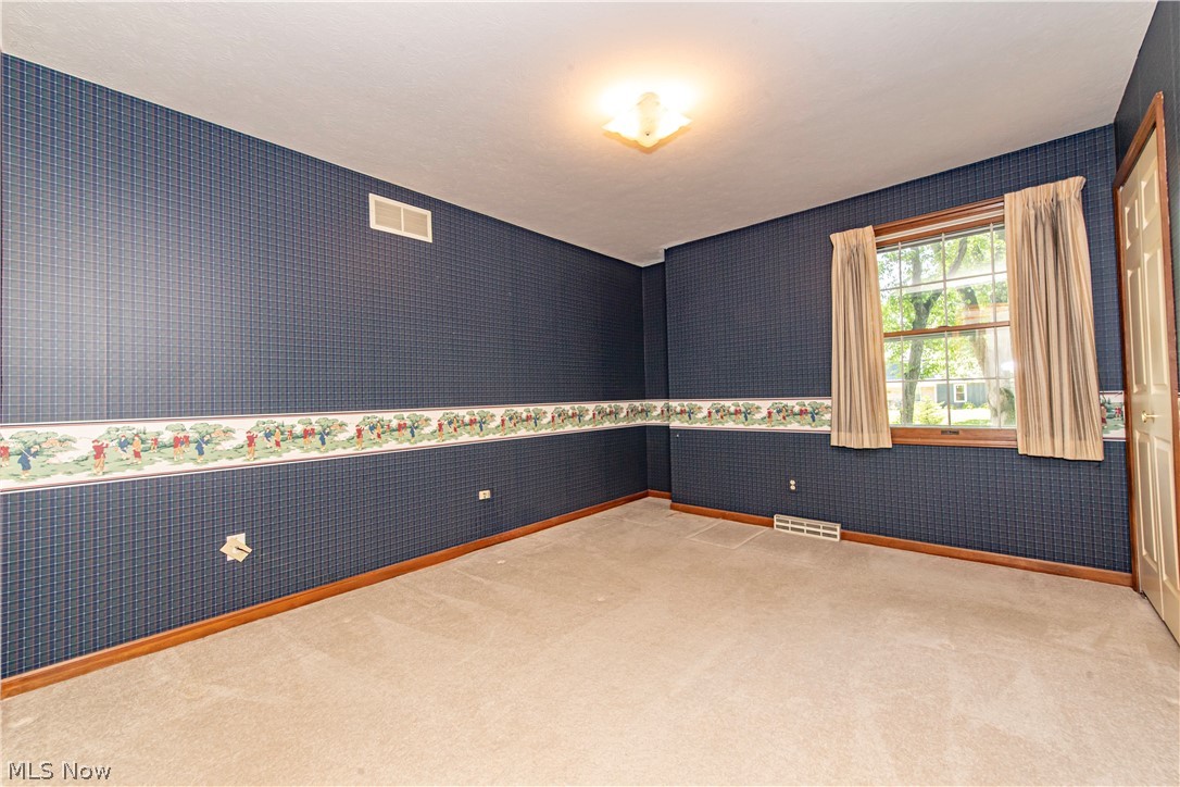 587 Red Rock Drive Wadsworth OH 44281
