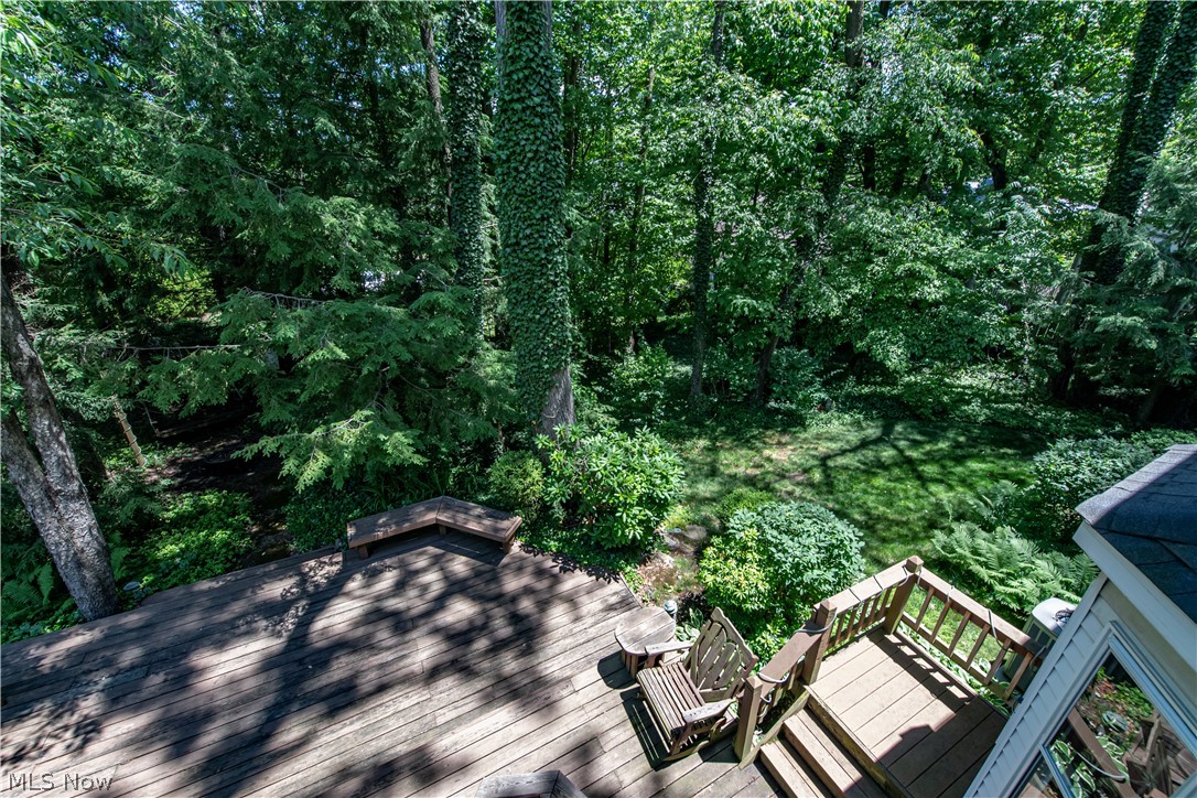 587 Red Rock Drive Wadsworth OH 44281