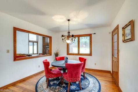 4700 Barnsleigh Drive Bath OH 44333
