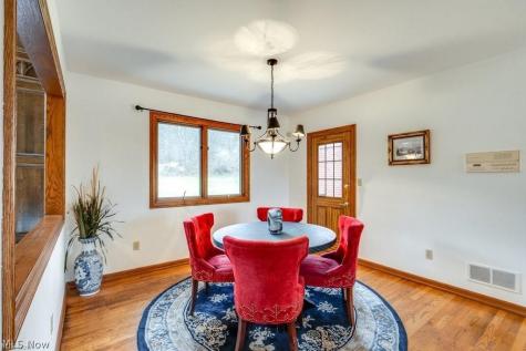 4700 Barnsleigh Drive Bath OH 44333