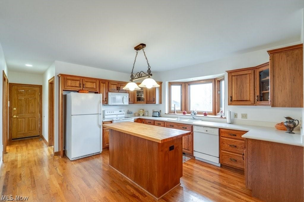 4700 Barnsleigh Drive Bath OH 44333