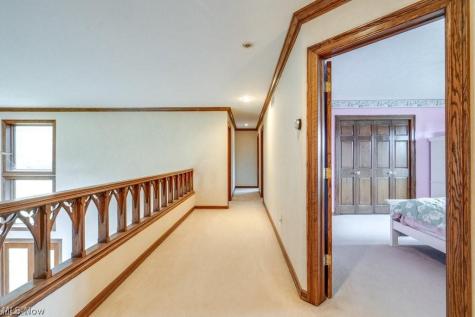 4700 Barnsleigh Drive Bath OH 44333