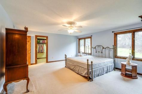 4700 Barnsleigh Drive Bath OH 44333