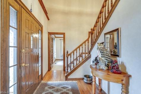 4700 Barnsleigh Drive Bath OH 44333