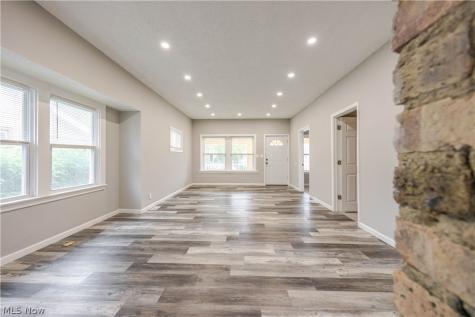 3282 W 38th Street Cleveland OH 44109