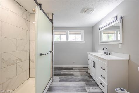 3282 W 38th Street Cleveland OH 44109