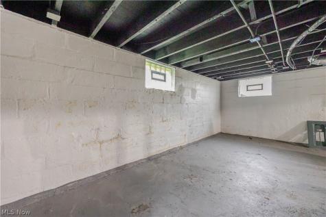 3282 W 38th Street Cleveland OH 44109