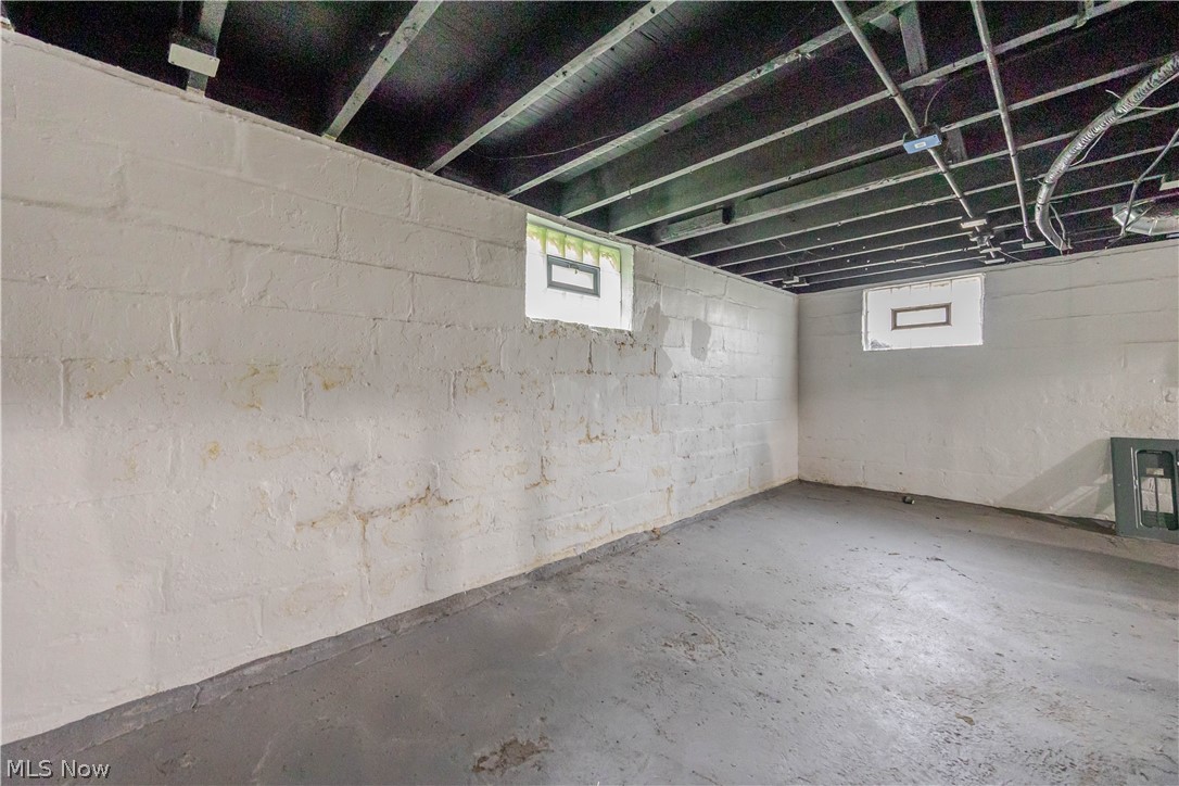 3282 W 38th Street Cleveland OH 44109