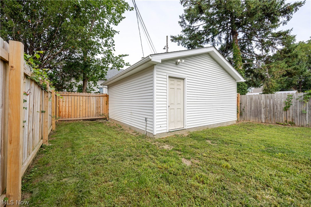 3282 W 38th Street Cleveland OH 44109