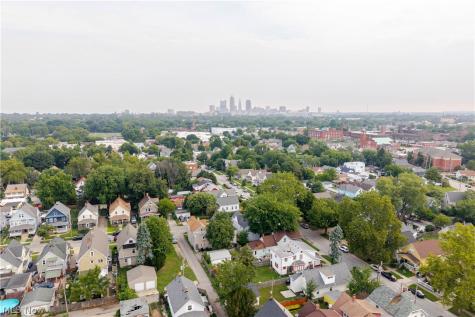 3282 W 38th Street Cleveland OH 44109