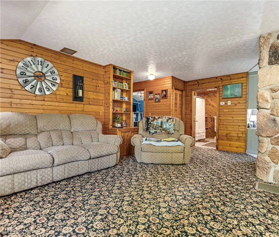 2250 Indian Camp Run Road New Concord OH 43762
