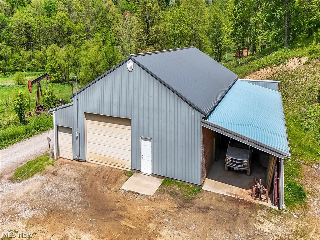 2250 Indian Camp Run Road New Concord OH 43762
