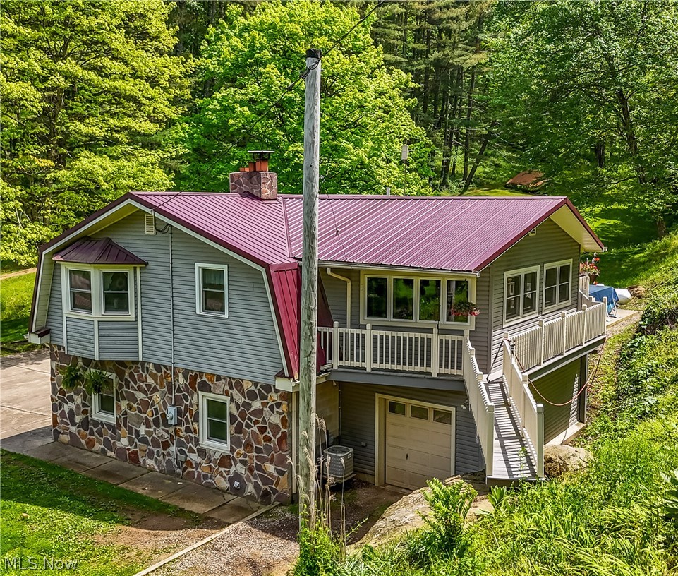 2250 Indian Camp Run Road New Concord OH 43762