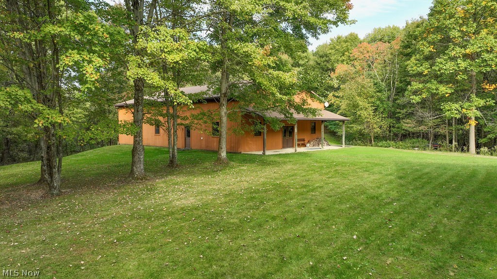 6479 Locust Lane NE Magnolia OH 44643