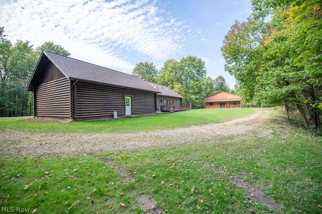 6479 Locust Lane NE Magnolia OH 44643