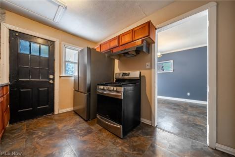 12600 Astor Avenue Cleveland OH 44135