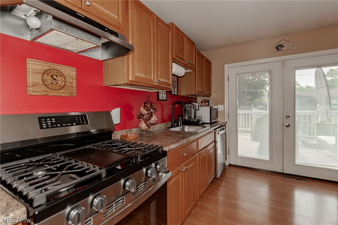 1856 Stirling Road Madison OH 44057