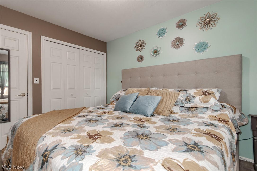 1856 Stirling Road Madison OH 44057
