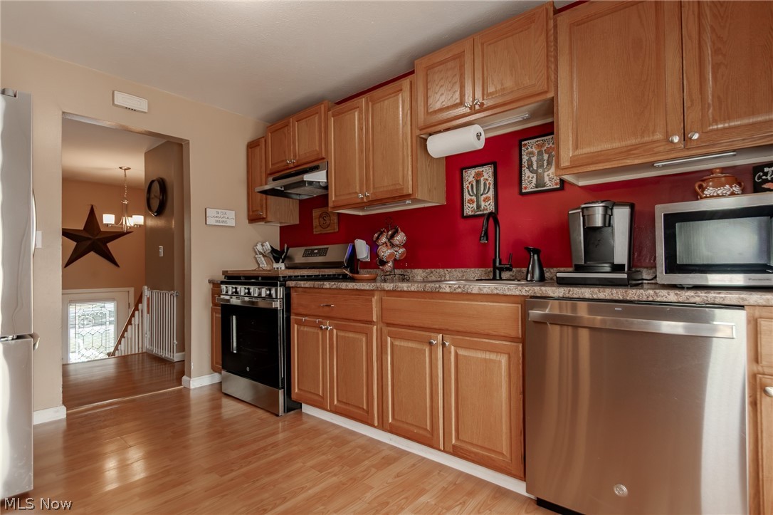 1856 Stirling Road Madison OH 44057