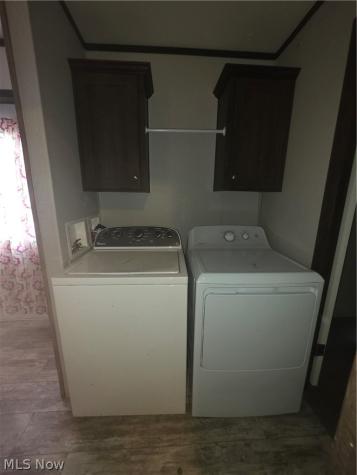 8269 Russell Lane Cleveland OH 44109