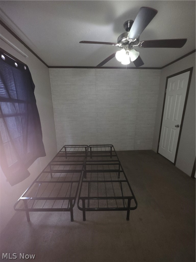 8269 Russell Lane Cleveland OH 44109
