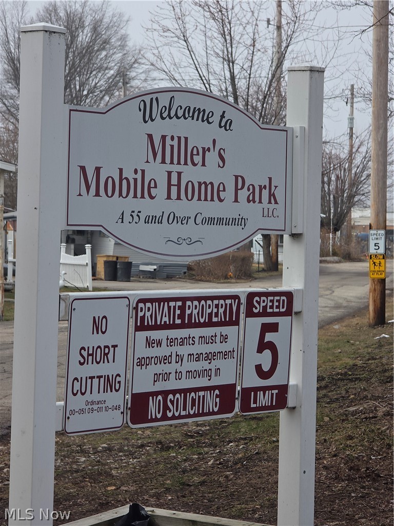 8269 Russell Lane Cleveland OH 44109