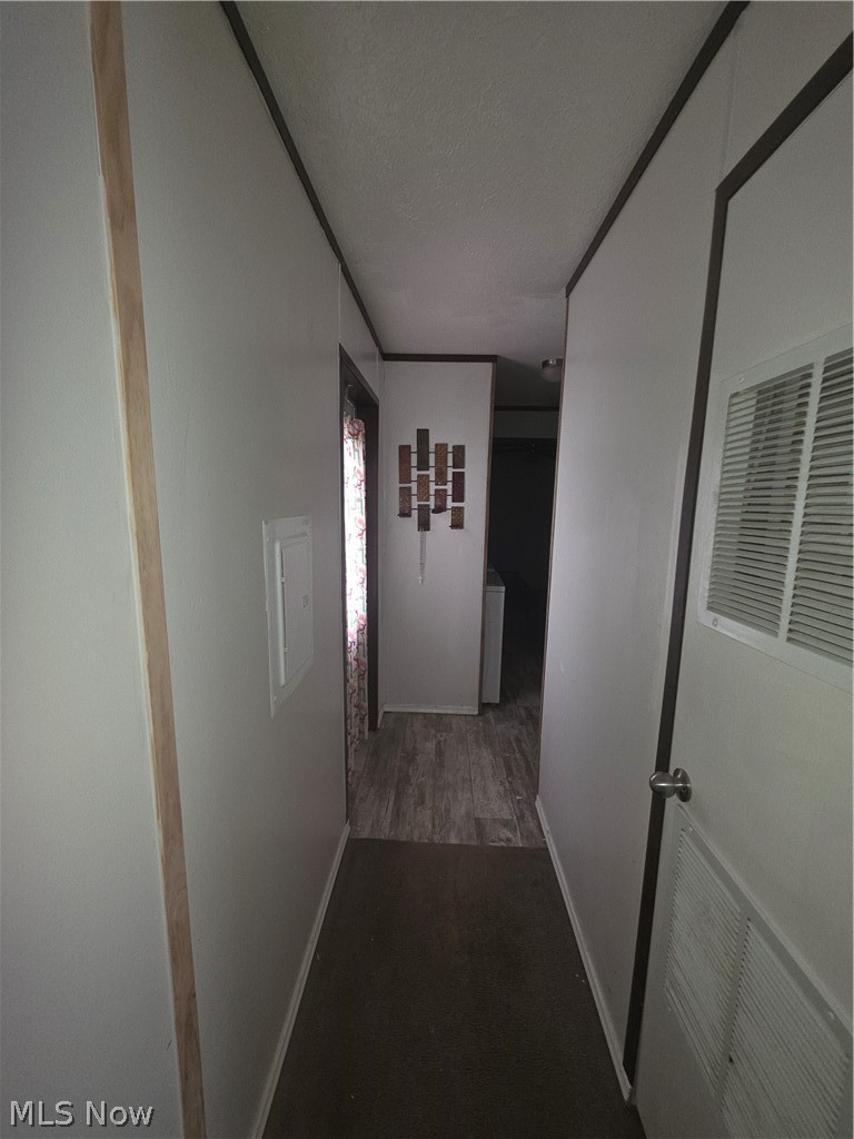 8269 Russell Lane Cleveland OH 44109