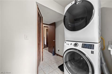 823 Willow Hollow Court Amherst OH 44001