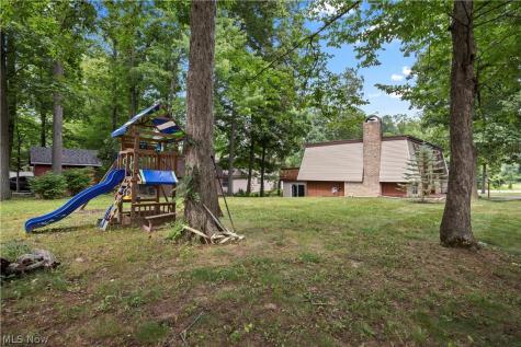 823 Willow Hollow Court Amherst OH 44001