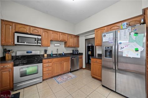 823 Willow Hollow Court Amherst OH 44001