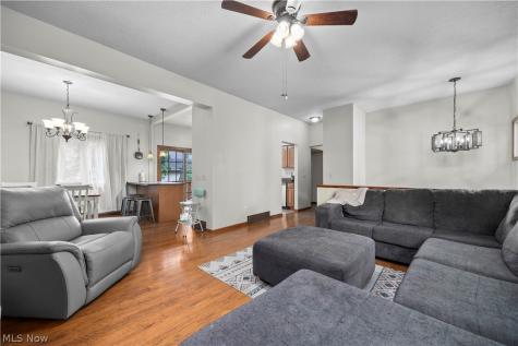 823 Willow Hollow Court Amherst OH 44001
