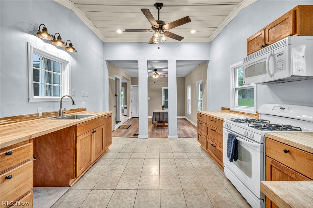 262 E Walnut Street Wadsworth OH 44281