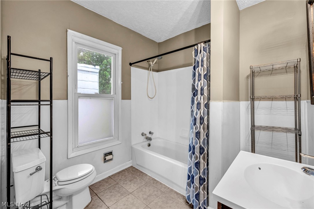262 E Walnut Street Wadsworth OH 44281