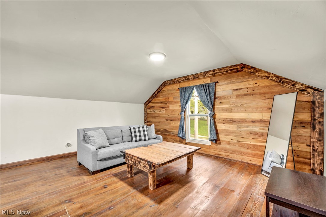 262 E Walnut Street Wadsworth OH 44281