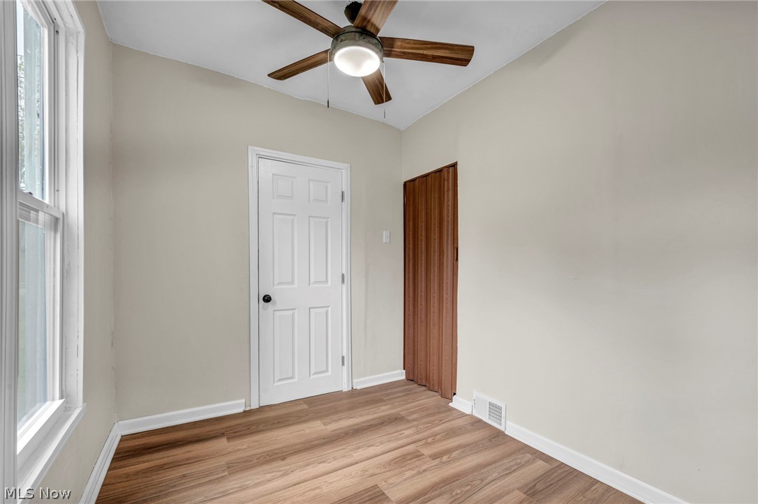 262 E Walnut Street Wadsworth OH 44281