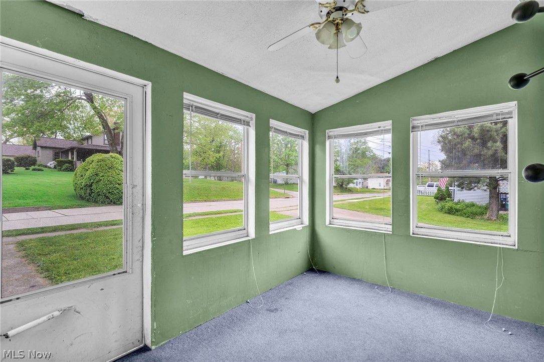 262 E Walnut Street Wadsworth OH 44281