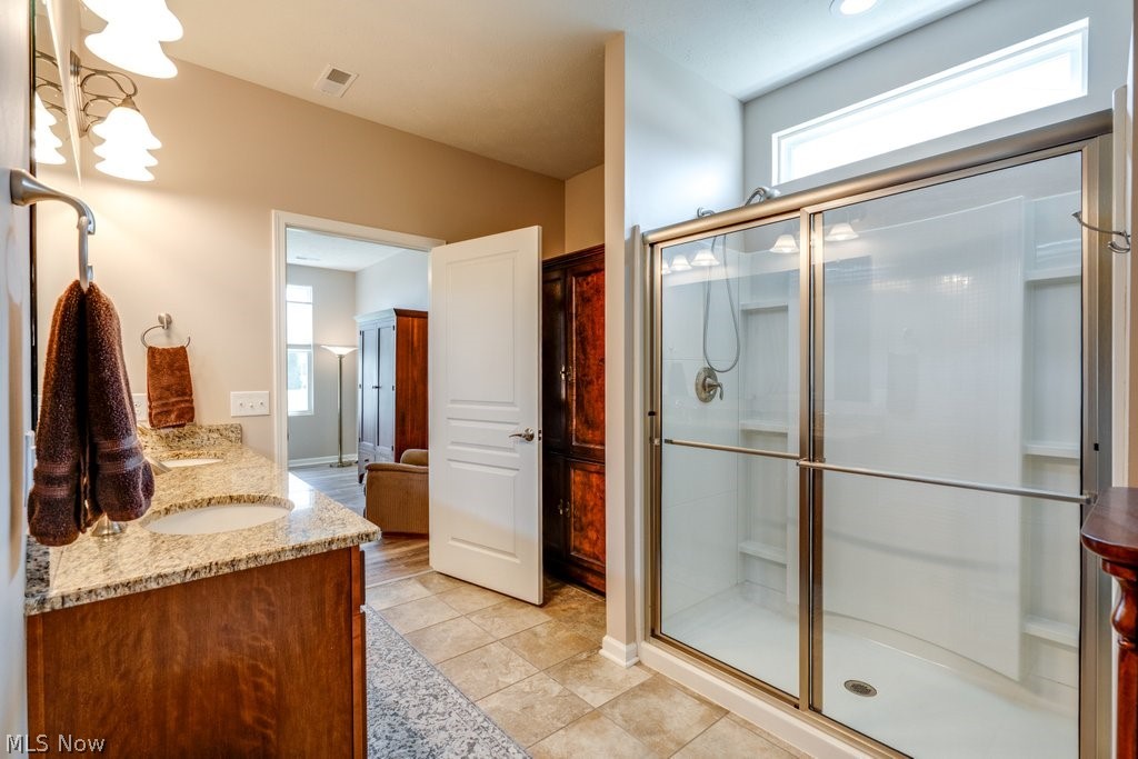 8081 Parkcroft Drive Mentor OH 44060