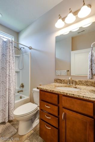 8081 Parkcroft Drive Mentor OH 44060